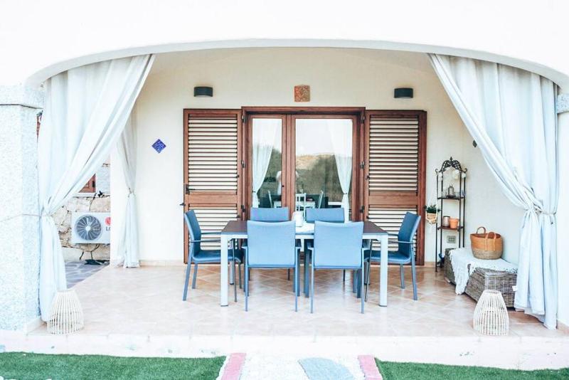 Reihenhaus a Budoni - Lussuosa villa fronte mare