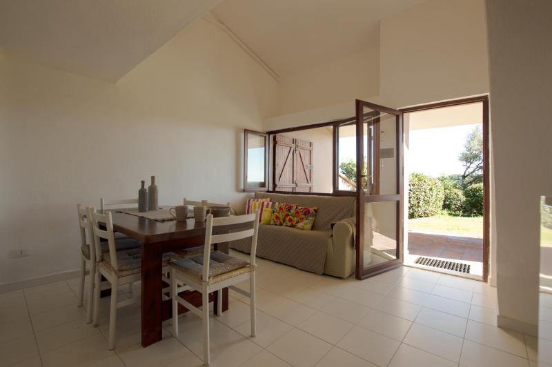 Best a Chia - Spettacolare casa vacanze vista mare