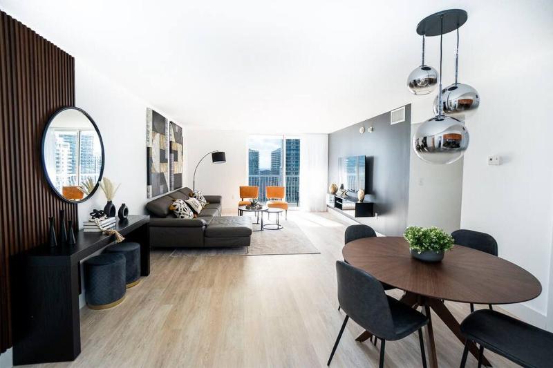 Цены на City views at brickell miami в Майами
