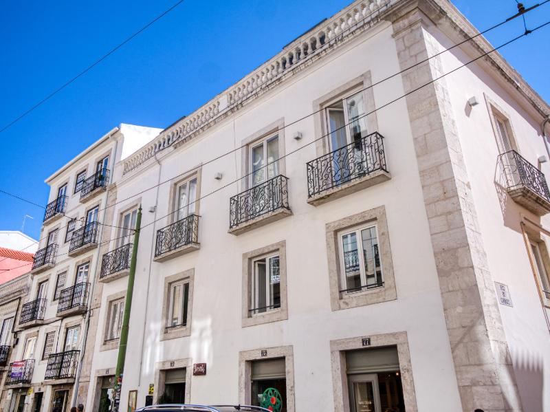 Boutique Apartment in the Heart of Lisbon ! Lemonn C — забронировать отель в Лиссабоне