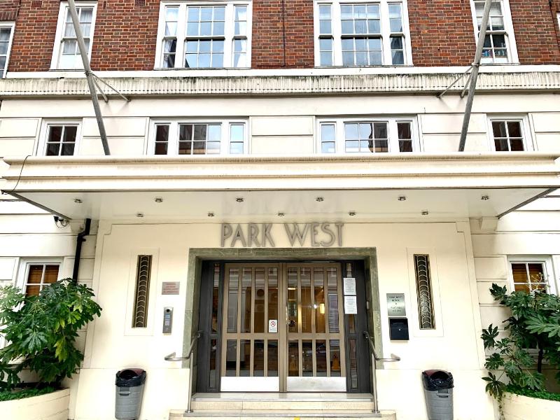 The G Spot - 1 Bedroom Apartment Edgware Road Central London — отель с удобным расположением в Лондоне