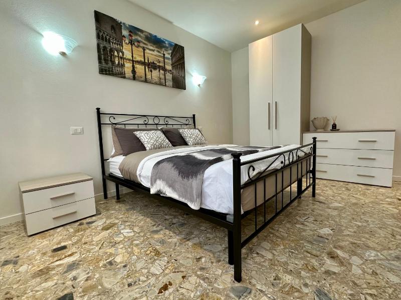 New Apartment 1 - 3 camere con prosecco benvenuto — отель в Венеции, Италия