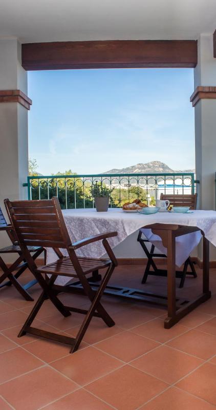 Acqua Marina a Olbia - Lussuoso appartamento vista mare