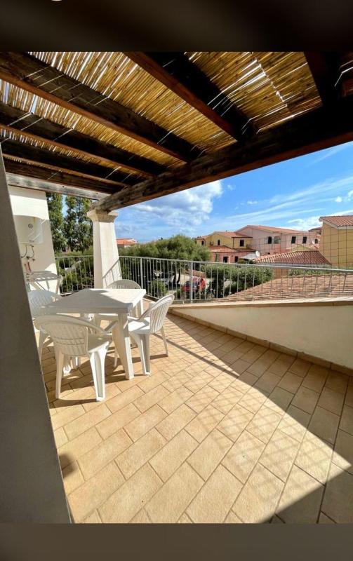 Bilocale a Budoni - Accogliente Appartamento con Terrazza