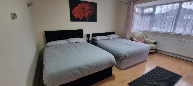 Star Homes — забронировать отель в Лондоне