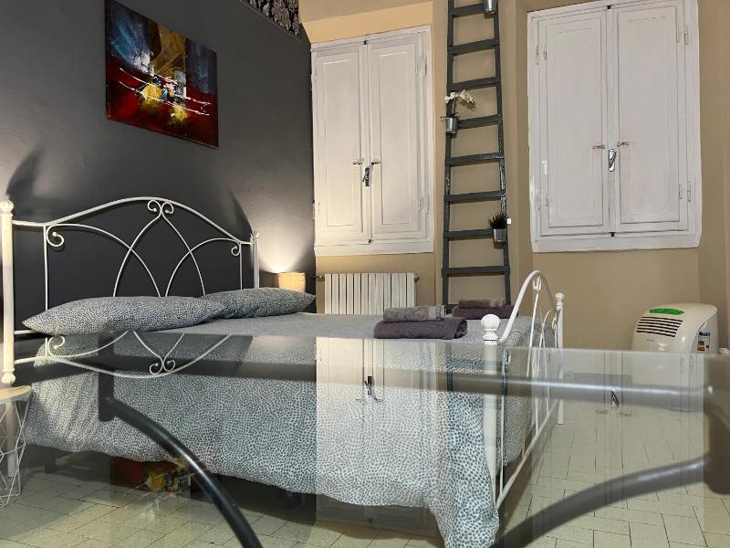 Palazzo vecchio apartment — забронировать отель в Флоренции