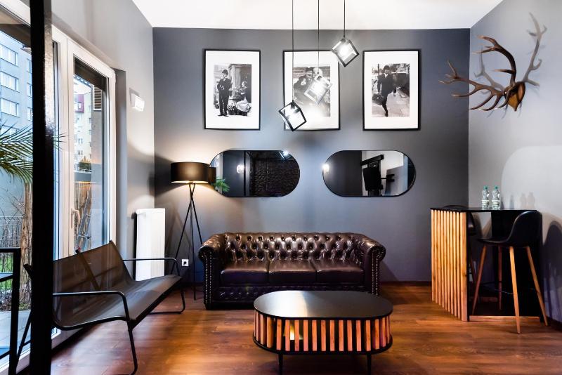New Praga Ladies' & Gentlemen's Apartments — отель с удобным расположением в Варшаве