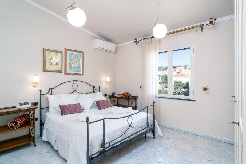 Eliana's Apartments a Orosei - Moderni Appartamenti Vicino Mare