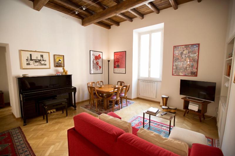 Casa Gelsomino St. Peter Boutique Apartment — отель с удобствами в Риме