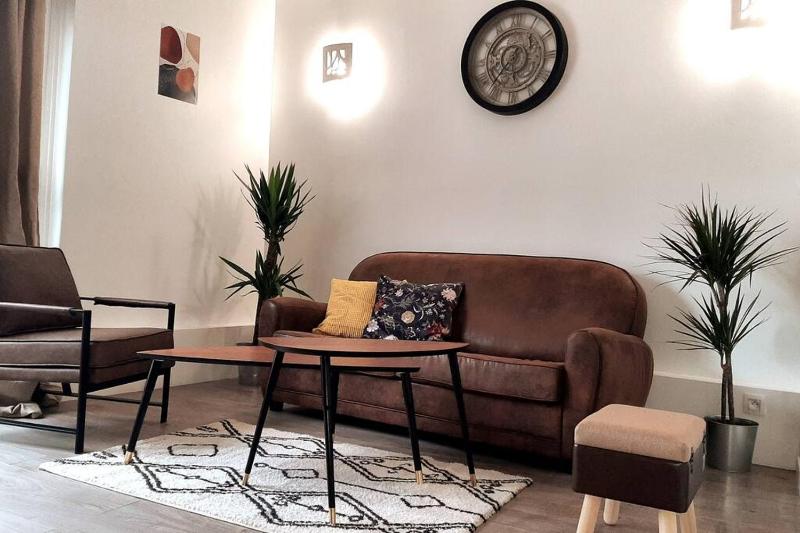 Sweet Apartment Paris Gambetta — отель с удобствами в Париже