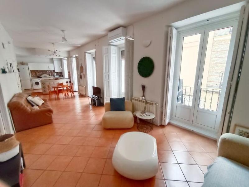 Precioso piso en Malasana a 200mts de Gran Via — комфортный отель в Мадриде