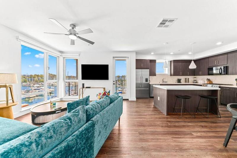 Blue Water Views Luxury Retreat In Venice I MDR — отель с удобствами в Лос-Анджелесе