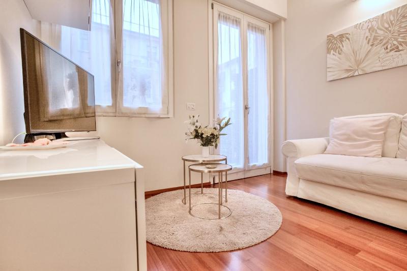 Easylife - Elegante bilocale a due passi dal colorato quartiere di Porta Venezia — комфортный отель в Милане