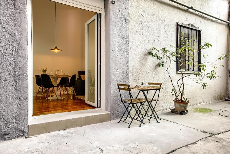 Цены на Charming Casa de Campo Madrid в Мадриде