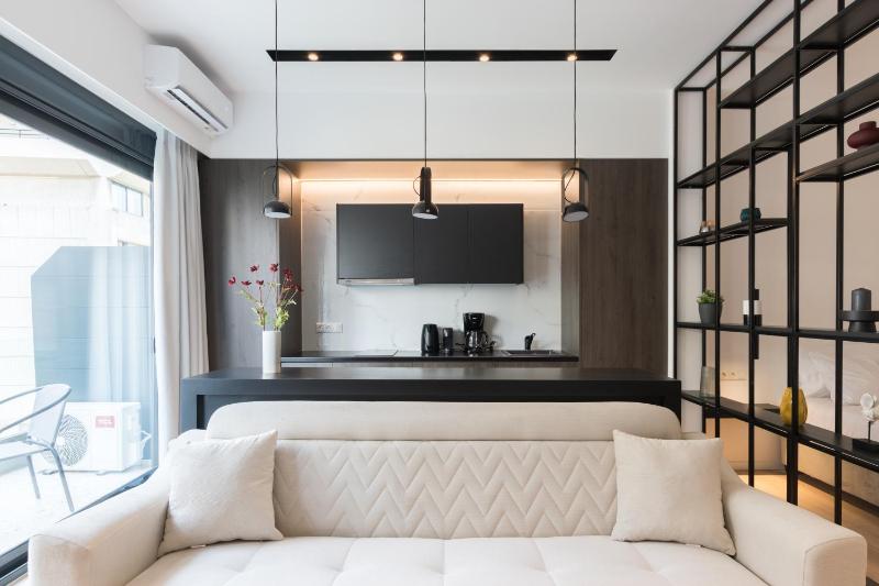 Voda Luxury Residence #301 - Acropolis View Rooftop — отзывы гостей и цены
