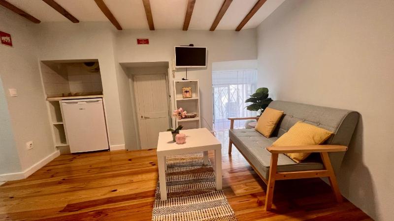 Loft Lisbon Alfama Apartment — забронировать отель в Лиссабоне
