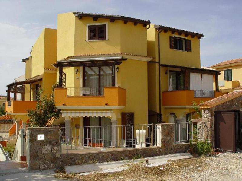 Domu Paoli a Castelsardo - Oasi con giardino