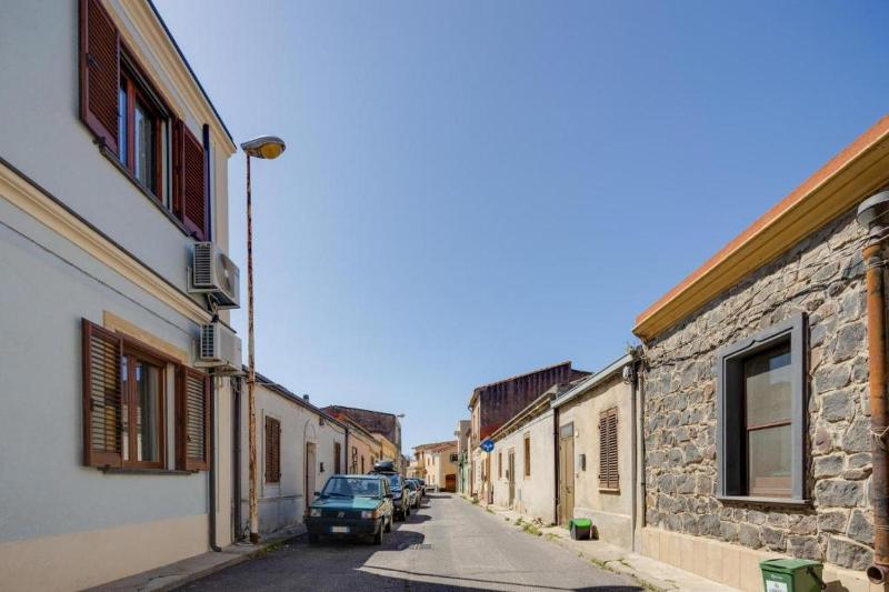 Casa delle Zie a Càbras - Incantevole Casa con Terrazza
