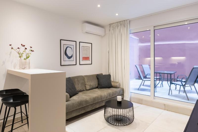 Voda Luxury Residence #801 - Acropolis View Rooftop — отель в Афины, Греция