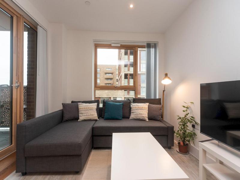 Pass the Keys Spacious Bright Flat 20 Mins To Central London — отзывы гостей и цены