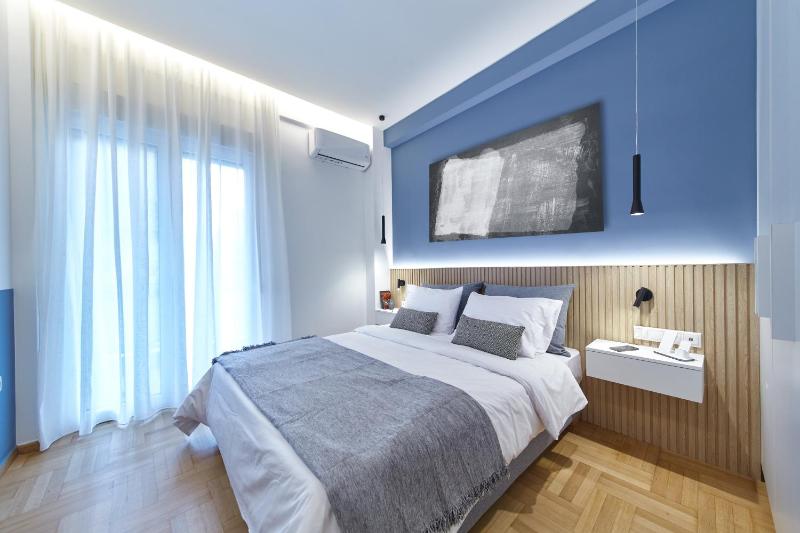 Artemis Suite at Acropolis Historic Center — забронировать отель в Афины