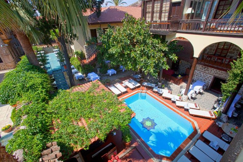 Amazing Flat near Hadrians Gate — отзывы гостей и цены
