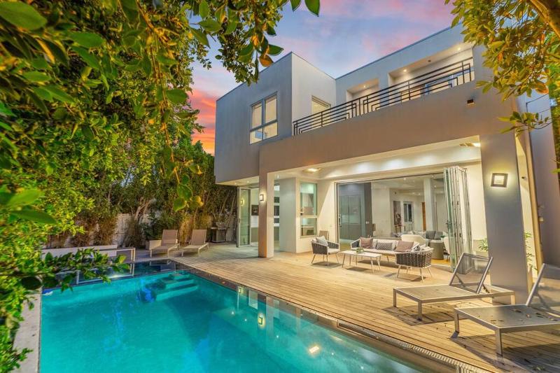 LUXURY 5 BEDROOM VILLA C!!!! — отзывы гостей и цены