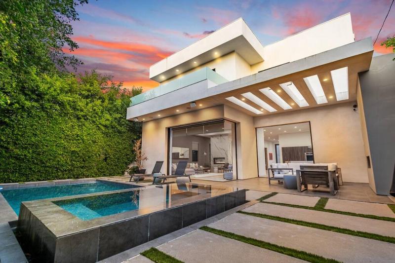 L Villa #K — отель с удобным расположением в Лос-Анджелесе