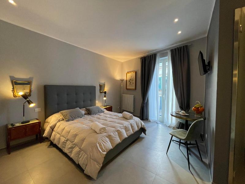 Dimora San Gregorio Luxury Rooms — забронировать отель в Палермо