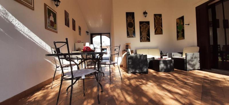 Villa Ibisco a Tertenìa - Affascinante casa con spa