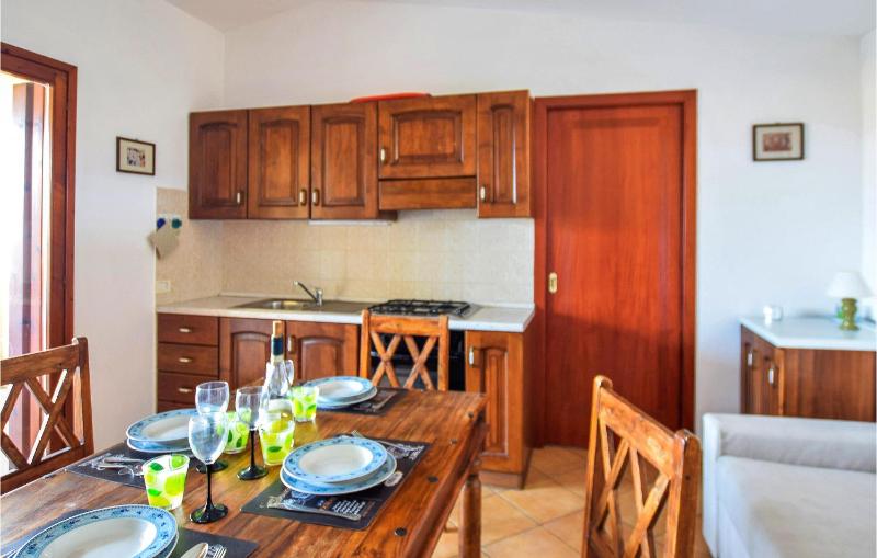 Lovely Apartment a Olbia - Comodo Alloggio Vicino Aeroporto