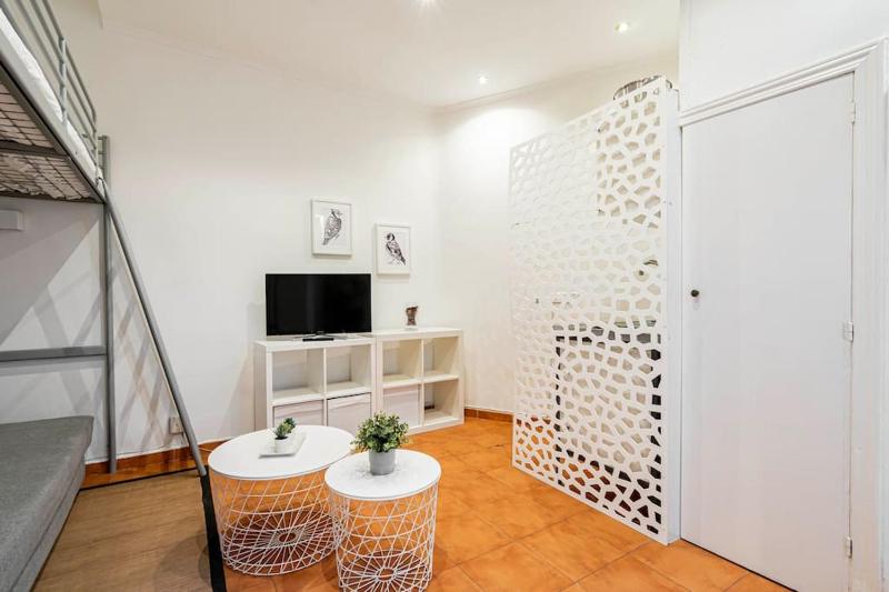 Agradable estudio 3 Personas / 2 camas en Gran Via — отзывы гостей и цены