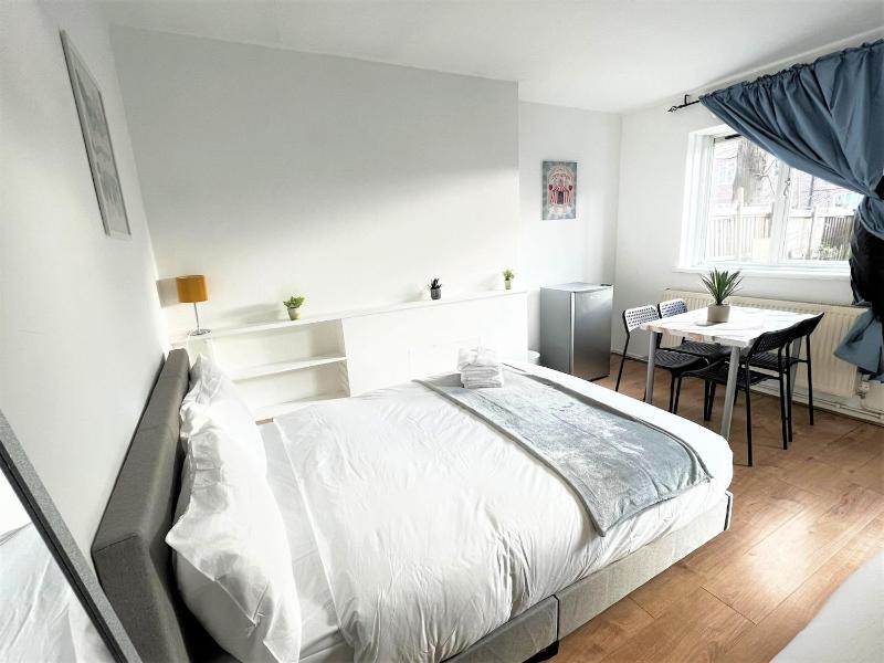 Stepney Green 17 Double bedrooms — отель с удобным расположением в Лондоне