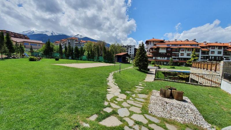 Bansko Royal Towers apartment 200m from skilift — отель в Банско, Болгария
