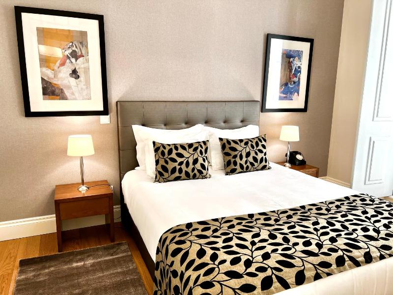 Цены на Apartment Downtown Lisbon в Лиссабоне