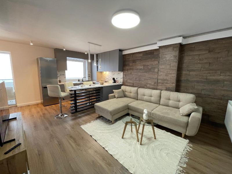 Цены на Malachite modern studio with terrace and city views в Бухаресте