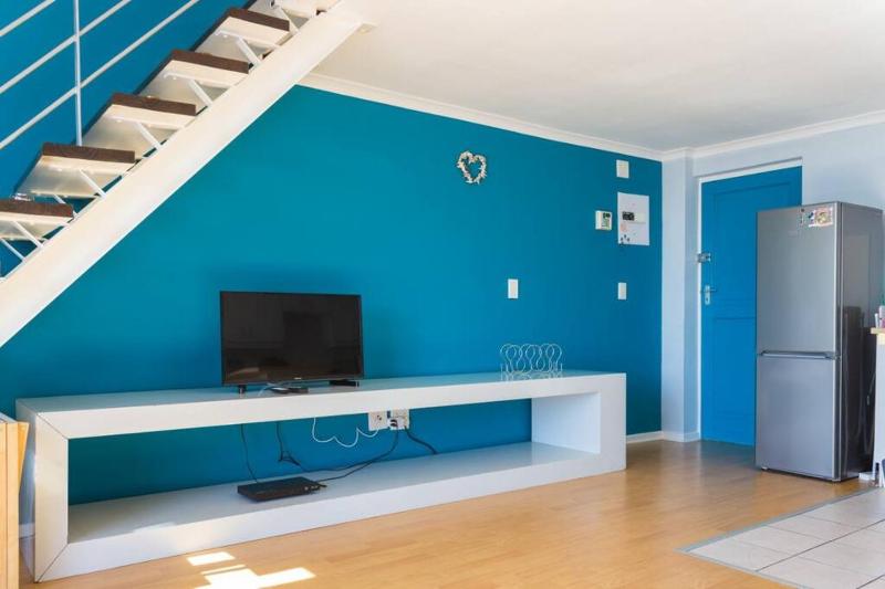 Centrally Located Loft - Upper East Side — забронировать отель в Кейптауне