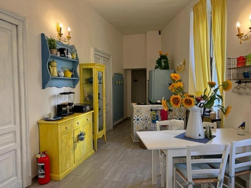 Napoli Da Vivere Suites Giudecca — забронировать отель в Неаполе