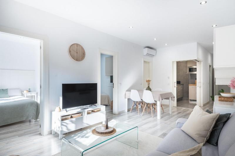 The essence of Barcelona next to Sagrada Familia — забронировать отель в Барселоне