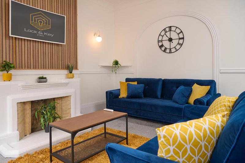 Spacious 3 Bedroom Apartment- Crouch End — отель с удобствами в Лондоне