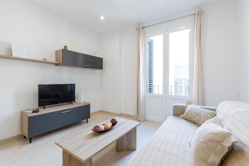 Playa - PLAZA AYUNTAMIENTO ALICANTE — отель с удобным расположением в Аликанте