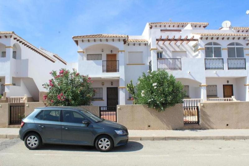 Цены на Cassa Mickessa 2 bedrooms Apartment Punta Prima with Communal pool в Аликанте