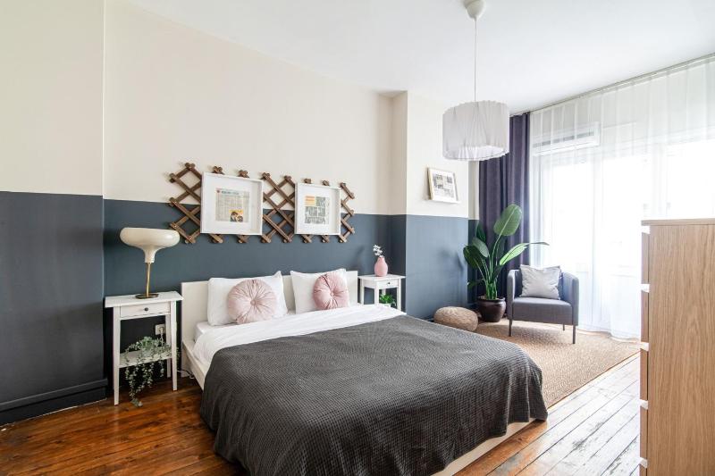 Цены на Sleek Flat within Walking Distance to Pera Museum в Стамбуле