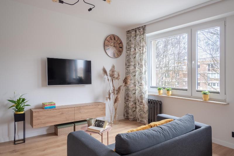 MGM HOME Wawer Miedzylesie Centrum Zdrowia Dziecka — забронировать отель в Варшаве