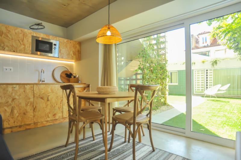 Madragoa Modern Apartments — комфортный отель в Лиссабоне