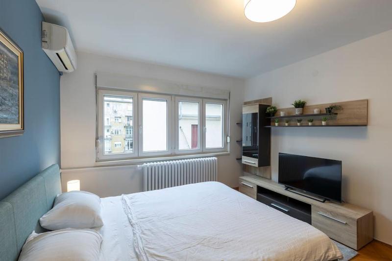 Belgrade Center Apartment — отель в Белграде, Сербия