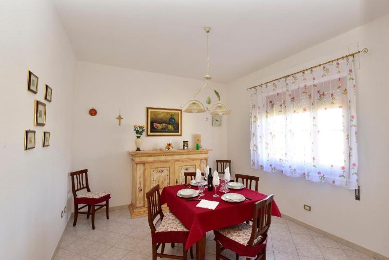 Appartamento Vacanza a Mògoro - Ampio con terrazza