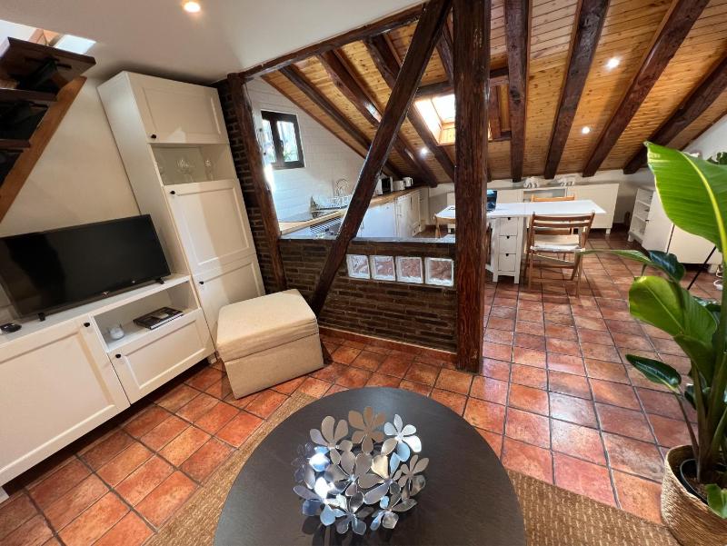 San Vicente Ferrer, duplex para dos en Malasana — отель с удобным расположением в Мадриде