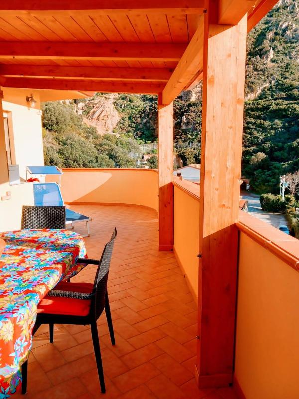 Casa Margherita a Nebida - Spazioso Appartamento Mare