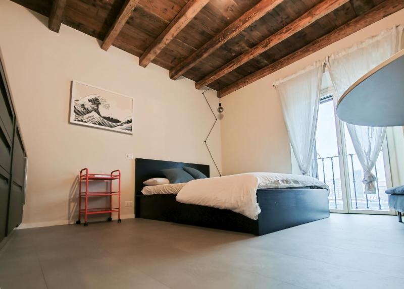 5minCORSOCOMO - Jolly City - Typical Suite — отзывы гостей и цены